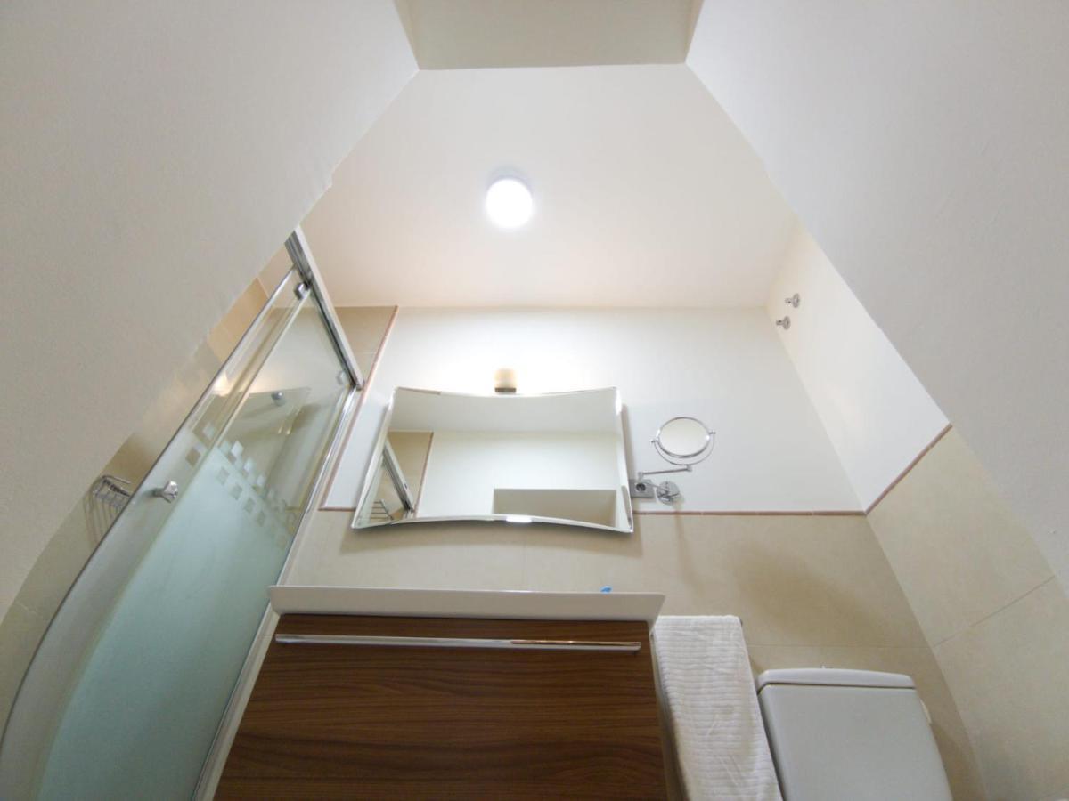 Apartamento Spinola Home Севілья Екстер'єр фото