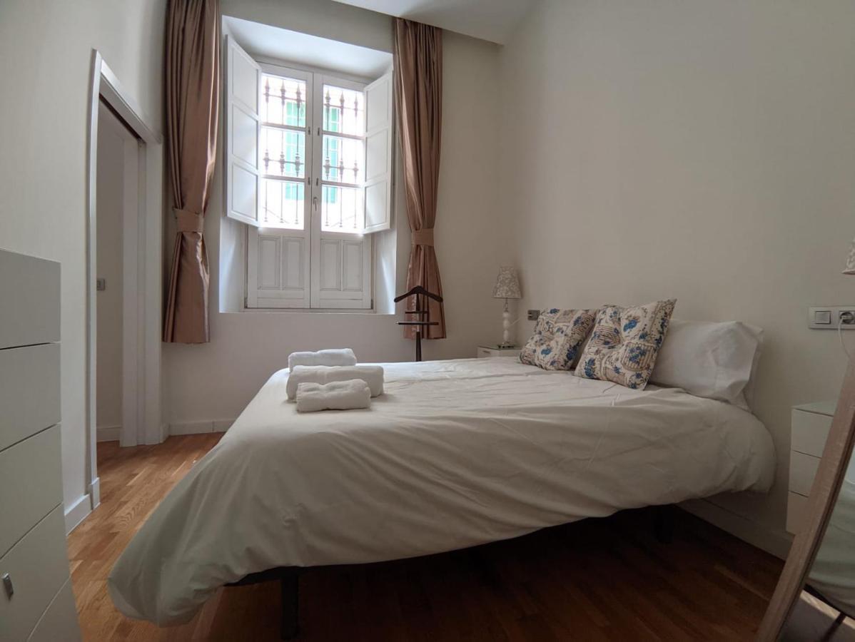 Apartamento Spinola Home Севілья Екстер'єр фото