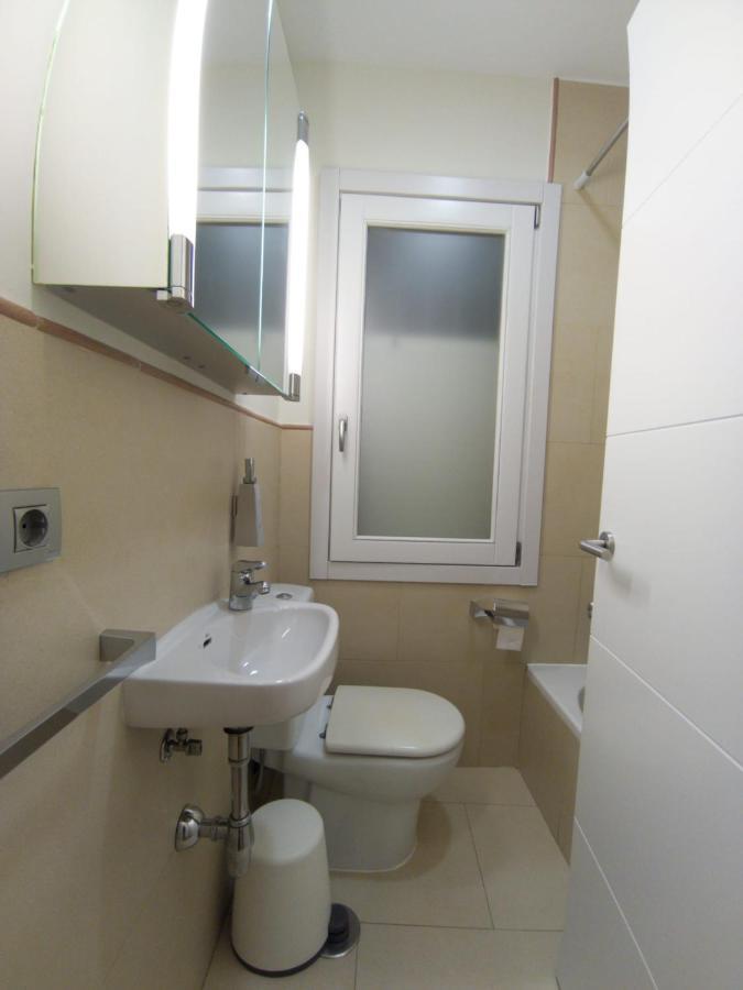 Apartamento Spinola Home Севілья Екстер'єр фото
