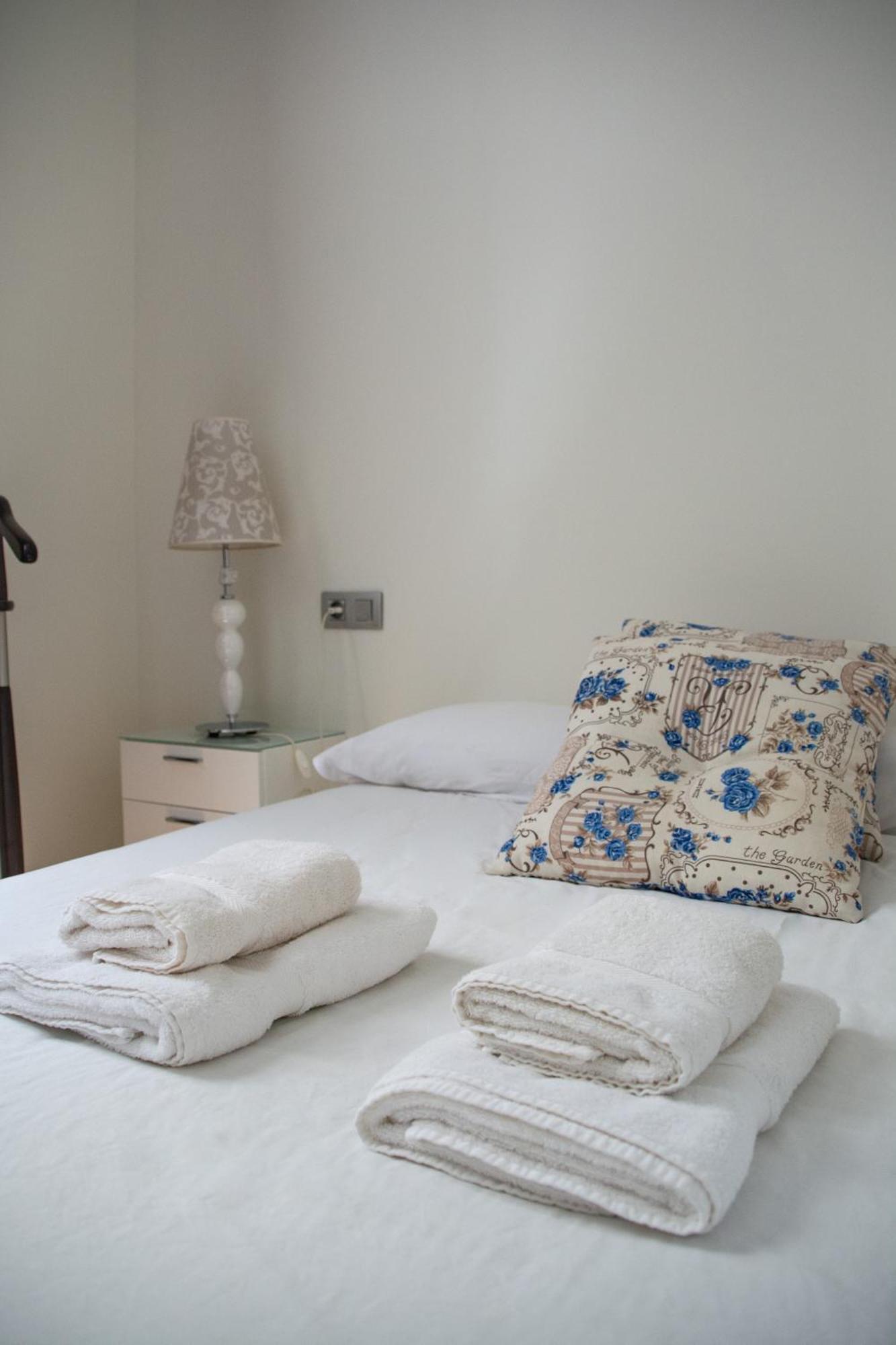 Apartamento Spinola Home Севілья Екстер'єр фото
